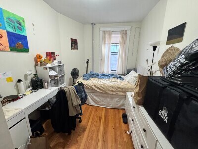 Building Photo - 31 Queensberry St