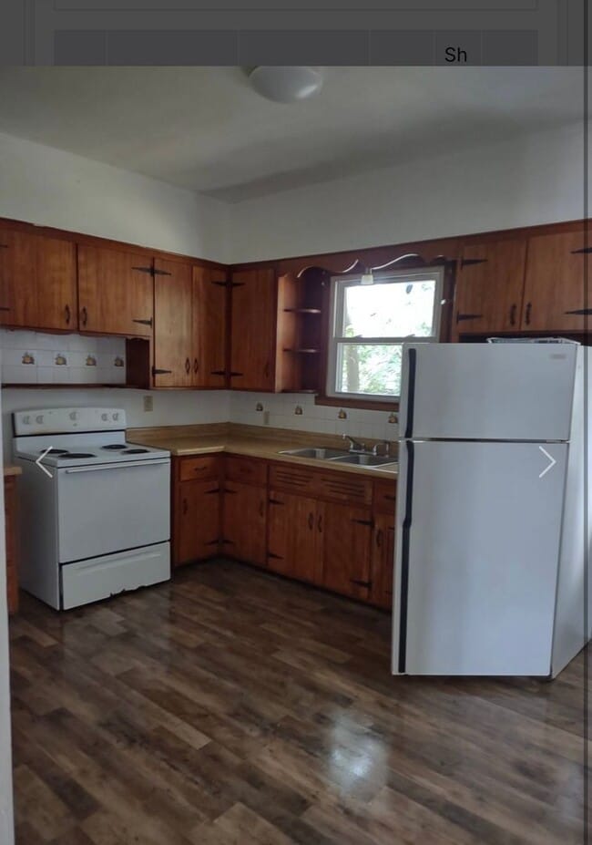 Building Photo - 1 Bdrm 1st Floor Unit