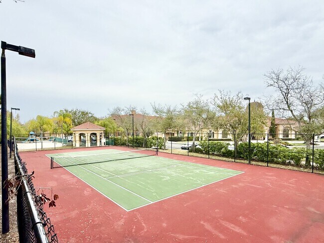 Building Photo - 2725 Via Cipriani