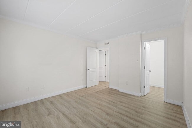 Building Photo - 124 Roberts Ln