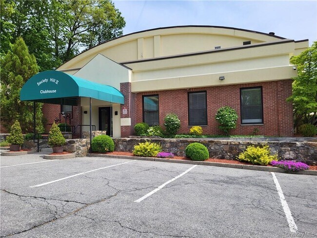 Building Photo - 79 Winchester Ave