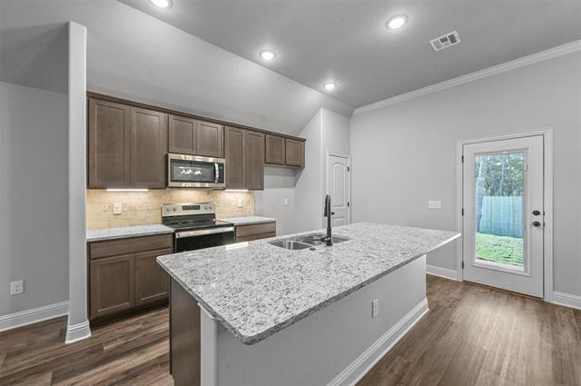 Building Photo - 2106 Wyldewood Wy