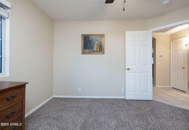 Building Photo - 6546 W Tonopah Dr