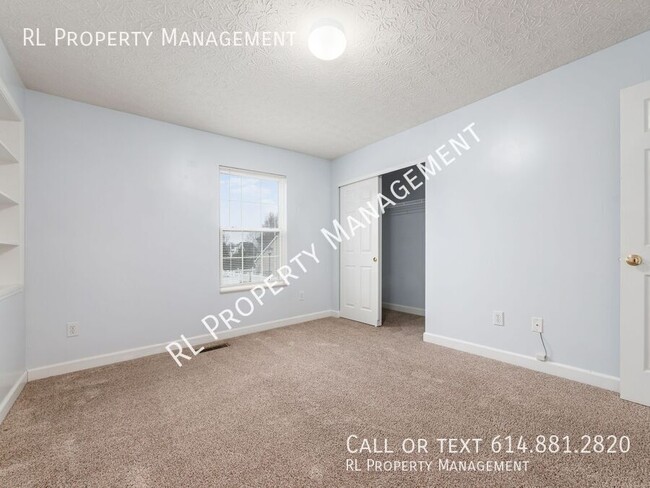 Building Photo - Nice 2 Bedroom/1.5 Bathroom Condo