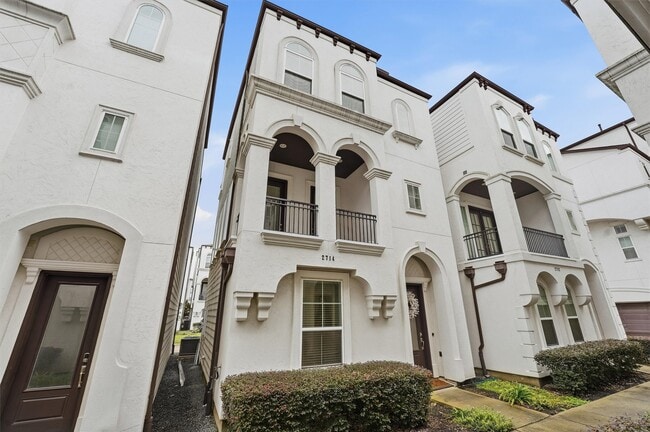 Building Photo - 2714 Freund St