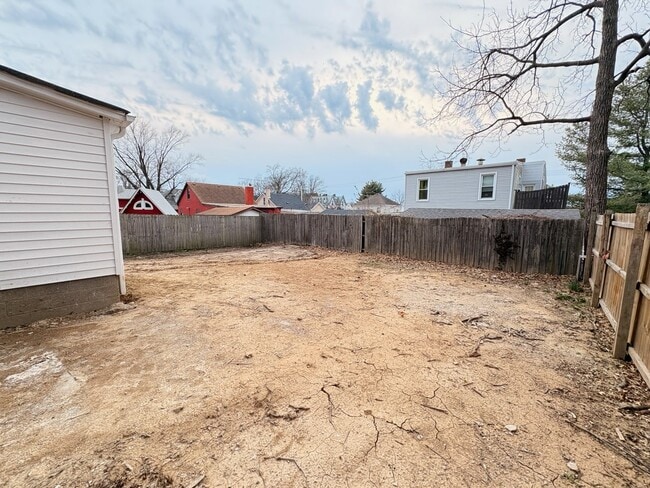 Building Photo - 511 Court St