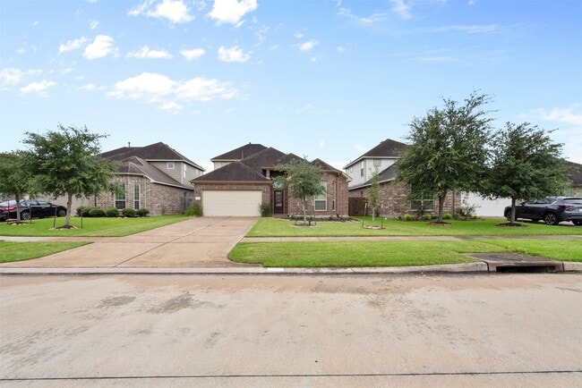 Building Photo - 2026 Argos Dr