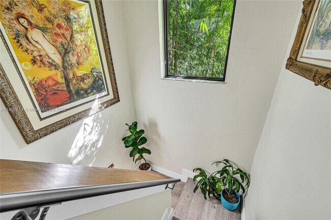 Building Photo - 2965 SW 25th Ter