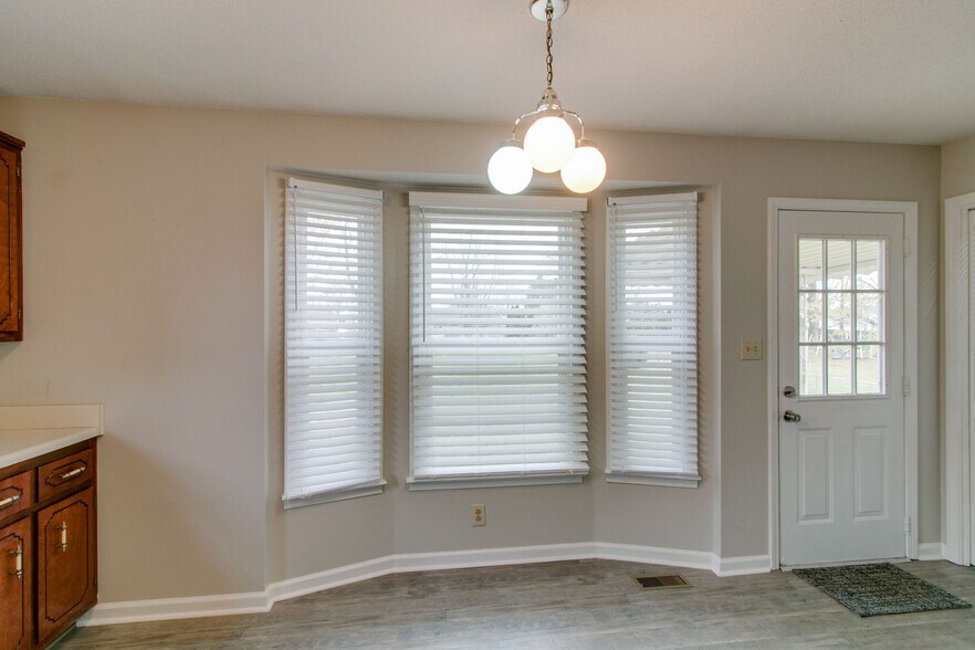 Building Photo - 207 Quail Ridge Rd