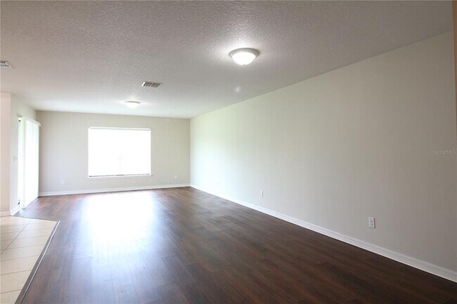 Building Photo - 5509 Superior Dr