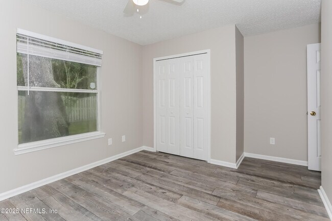 Building Photo - 86293 Fieldstone Dr