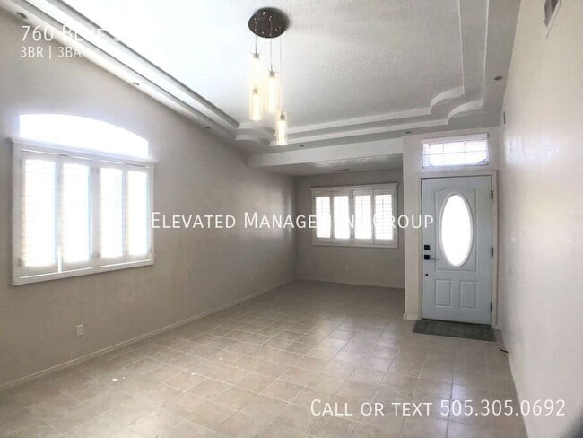 Building Photo - 760 Blue Sage Ave SW