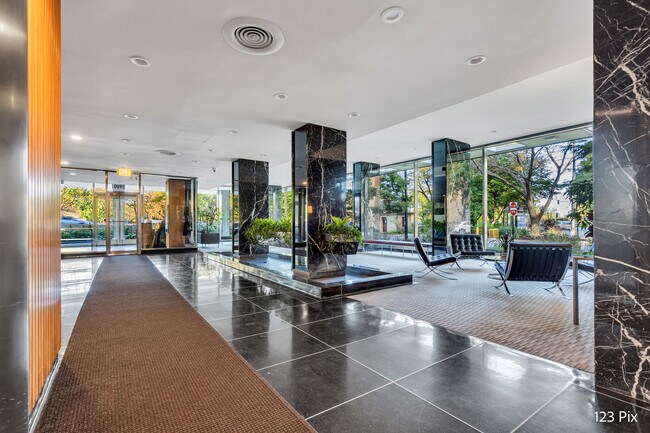 Building Photo - 3900 N Lake Shore Dr