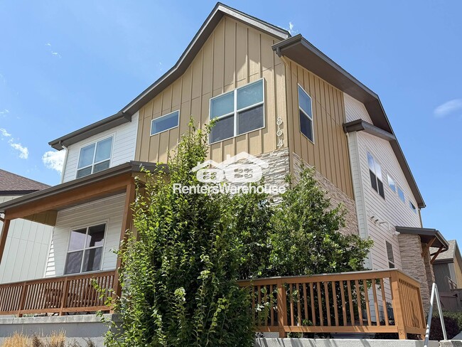 Building Photo - 864 Cimarron Dr