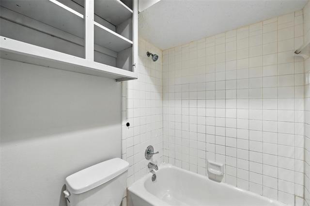 Building Photo - 5922 Timbercrest Dr
