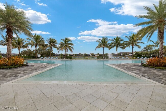 Building Photo - 8880 Redonda Dr