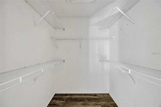 Building Photo - 2314 Mid Town Terrace