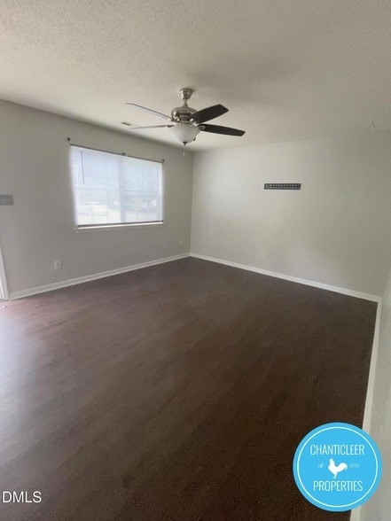 Building Photo - 2145 Charles St