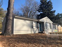 Building Photo - 3082 Overton Crossing St