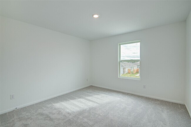 Building Photo - 19747 US-59