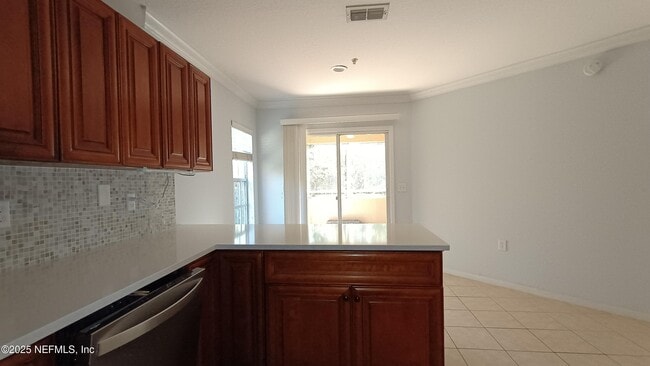 Building Photo - 1655 The Greens Way