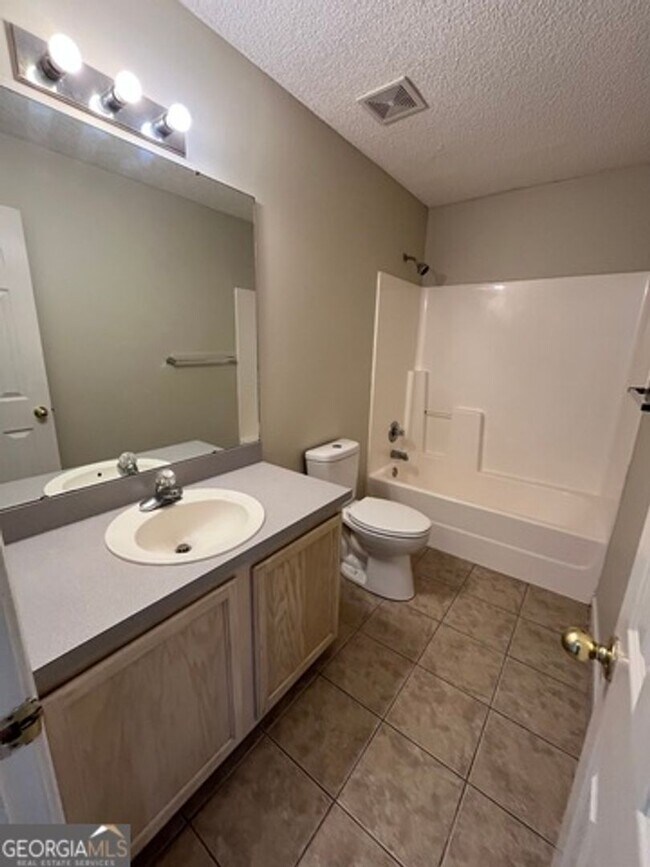 Building Photo - 150 Sapelo Dr