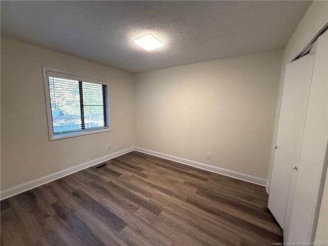 Building Photo - 6722 Irongate Dr