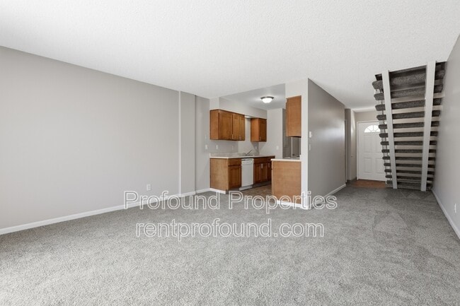 Building Photo - 6030 SW 130th Ave