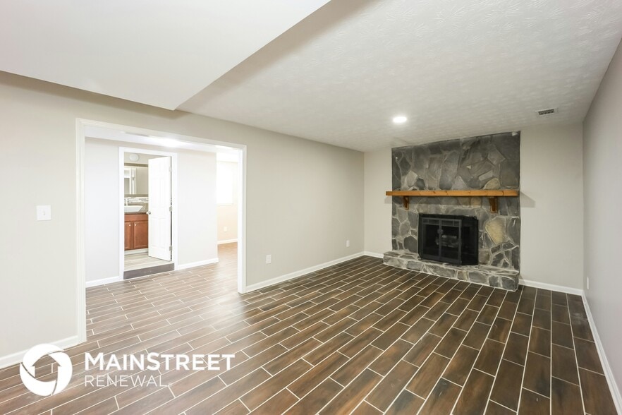 Building Photo - 137 Slicky Rock Ct