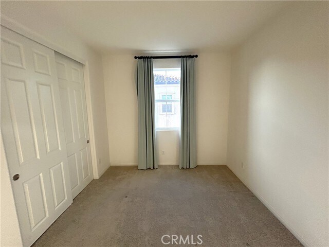 Building Photo - 16134 Paddock Ave