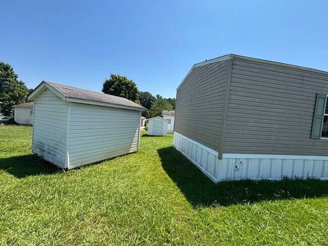 Building Photo - 10111 Piney Creek Ct