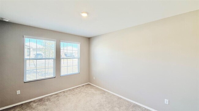 Building Photo - 1517 Chapel Rnch Rd