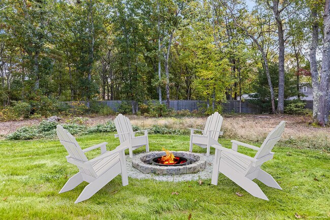 Building Photo - 126 Twin Hill Rd