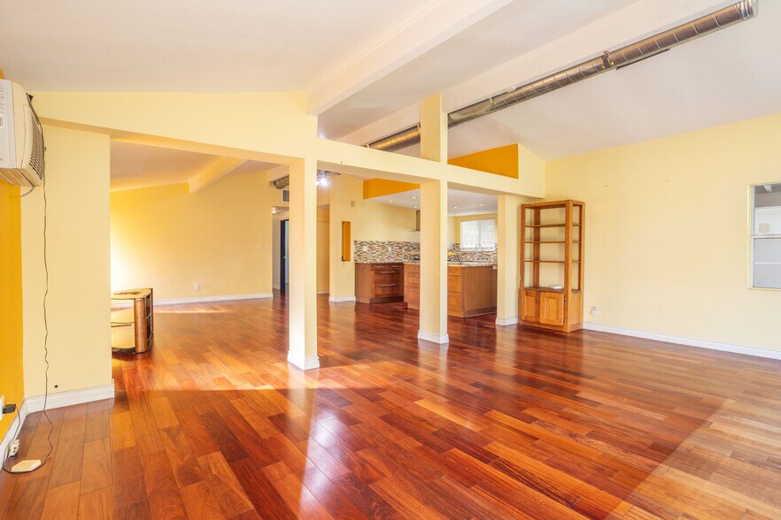 Building Photo - 19951 Acre St