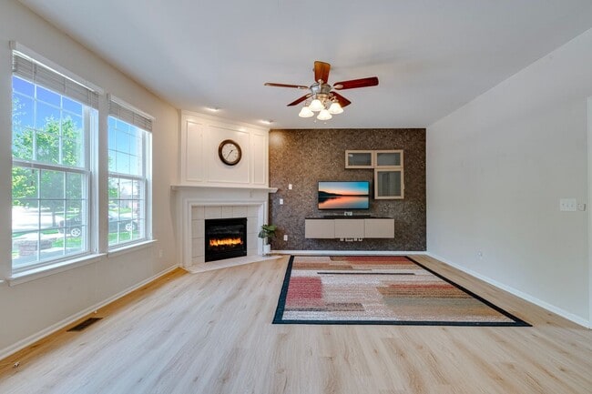 Building Photo - 50042 Black Horse Ln
