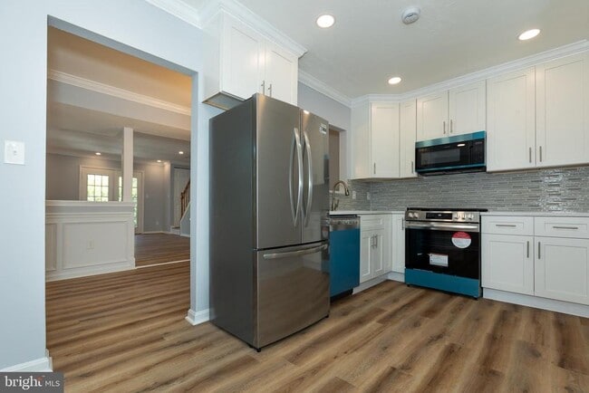 Building Photo - 13640 Deerwater Dr
