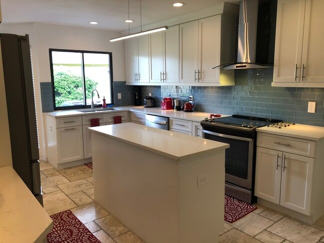 Kitchen 2 - 14641 Village Glen Cir