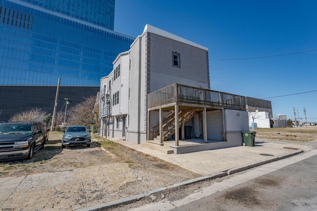 Building Photo - 222 S Rhode Island Ave