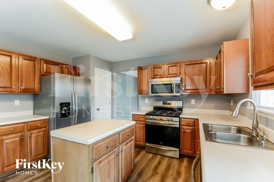Building Photo - 29 Harmony Crossing Dr