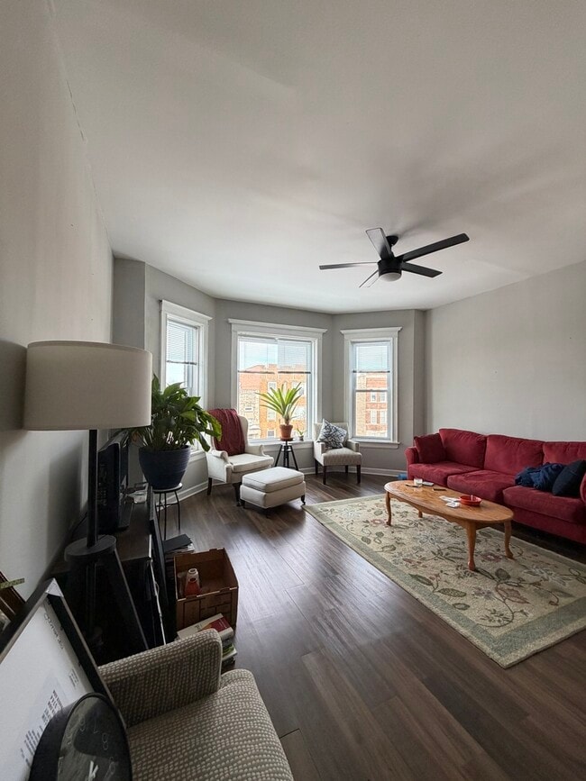 Building Photo - 3339 W Adams St