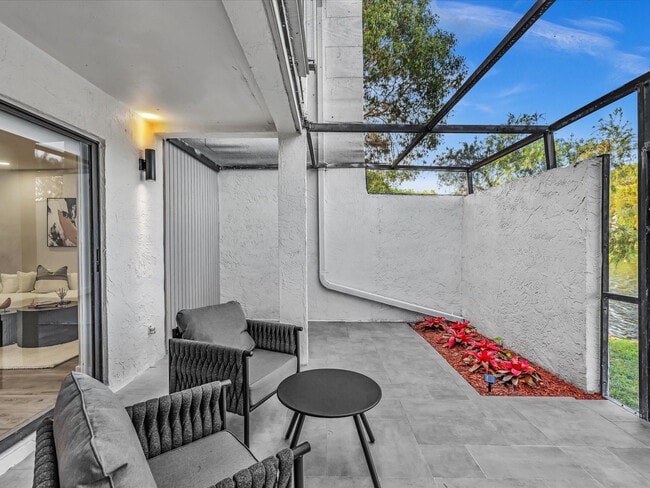 Building Photo - 1381 NW 99th Ave