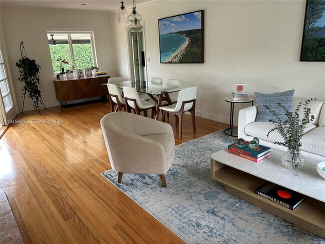 Building Photo - 1240 S Alhambra Cir