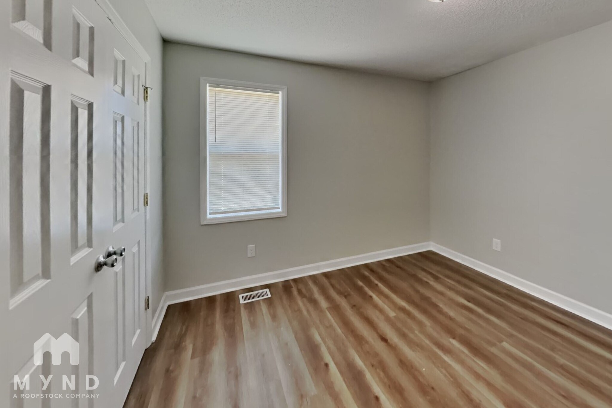 Building Photo - 32 Winesap Ln