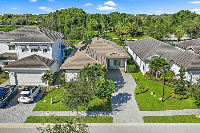 Building Photo - 2908 Gin Berry Way