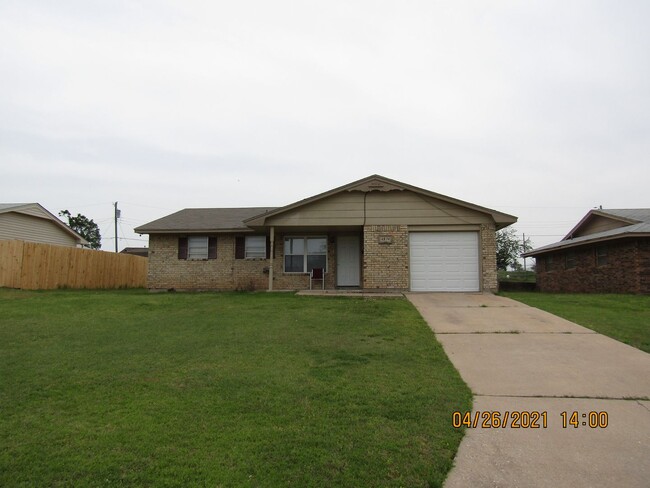 Primary Photo - Very nice home located in the Austin Area!...