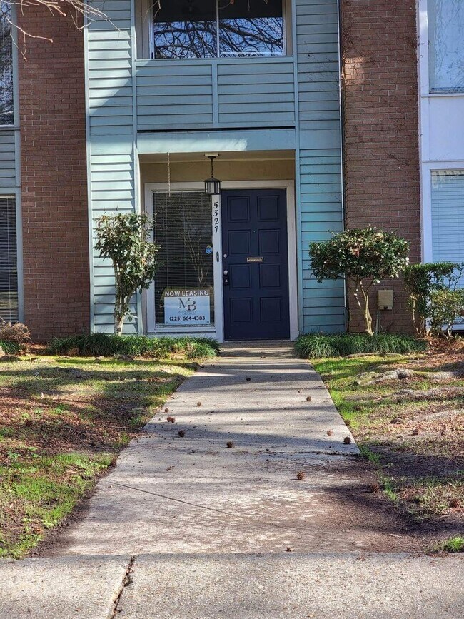 Building Photo - 5327 Heatherstone Dr