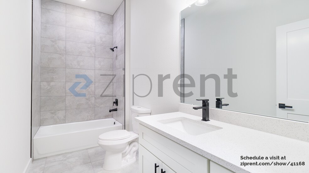 Building Photo - 8202 N Triana Dr