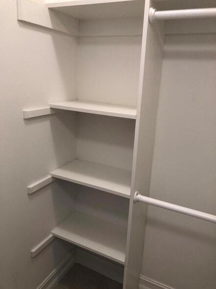 Building Photo - 10320 SW Stephanie Way