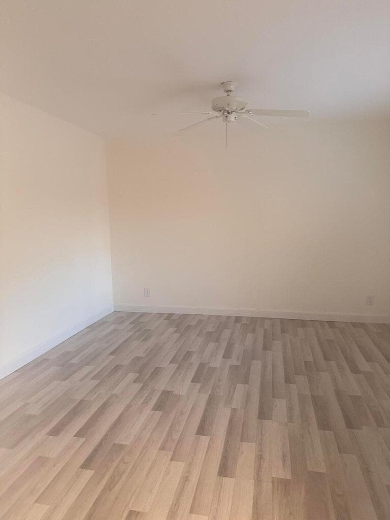 Building Photo - 2622 NW 7th Ct