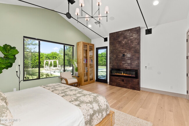 Building Photo - 2912 E Pierson St